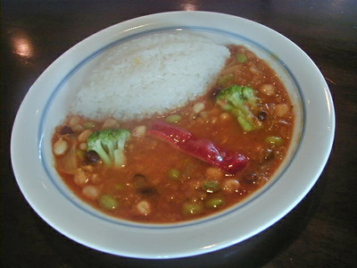 ヴェジタリアンの豆カレー