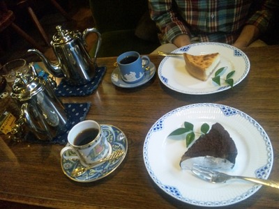 コーヒー蘭館のコーヒーとケーキ