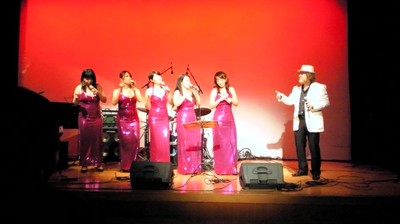 新大久保 「 R'sアート コート」