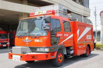 西尾市消防本部　一色分署　救助工作車