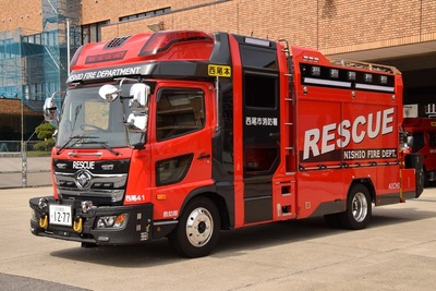 西尾市消防本部　本署　救助工作車