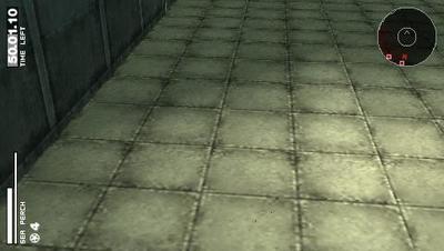 ３５
