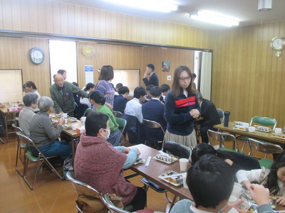 今治教会にて広島三育学院高校ハンドベル演奏　その４