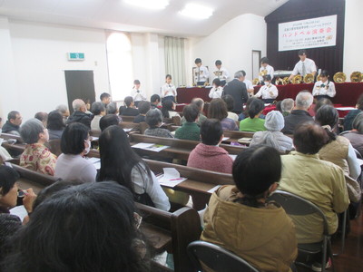 今治教会にて広島三育学院高校ハンドベル演奏　その５