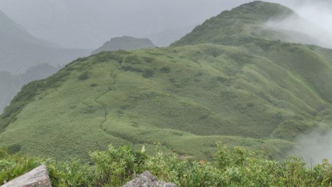 大雨の中、「雨飾の女神」を訪ねて画像