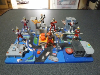 ウルトラマン　サウンドバトラー！！