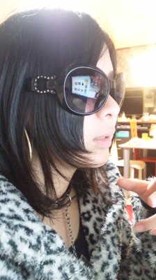 新しいサングラス買ってもらったｗ